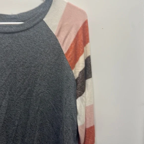 Maurices Long Sleeve Striped Shirt Size L - Picture 3 of 6